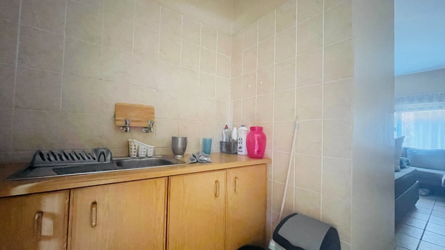1 Bedroom Property for Sale in Dassie Rand North West